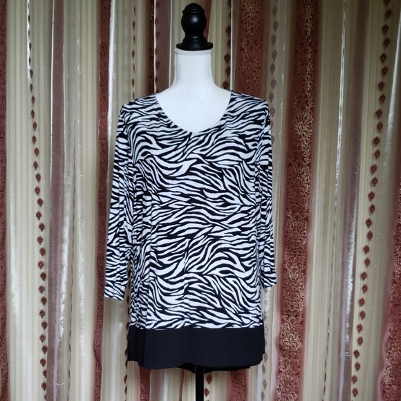 Chico's Tops - Chico's blouse, size 2